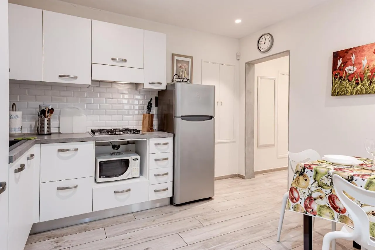 Oltrarno Dreaming Apartment Florence