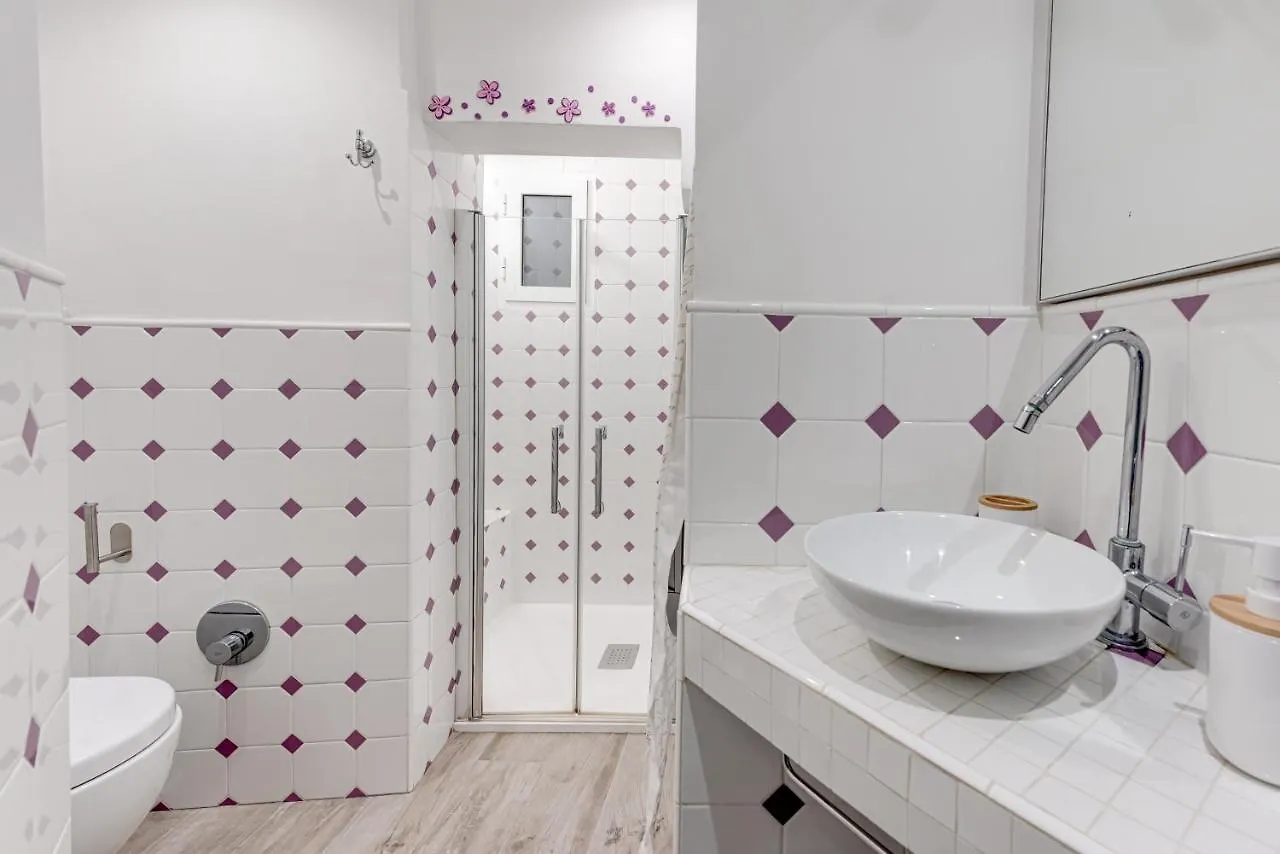 Oltrarno Dreaming Apartment Florence