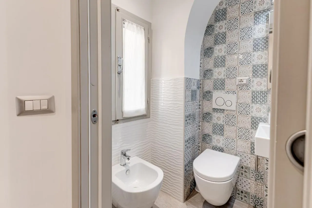 Oltrarno Dreaming Apartment Florence